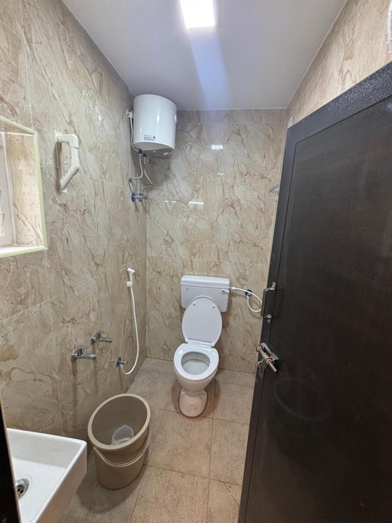 Sundar Lodge Tiruppatur Zimmer foto